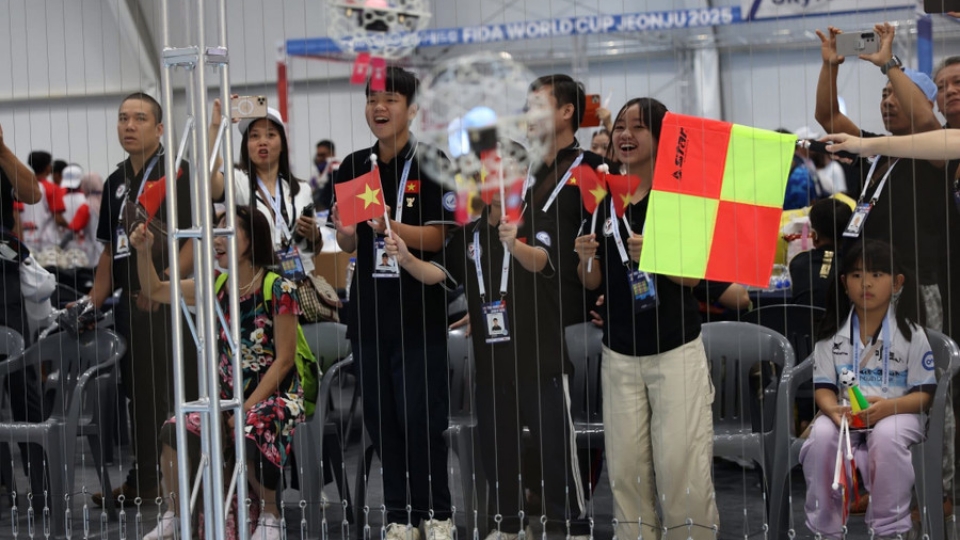 Vietnamese students win prize at FIDA World Cup 2025